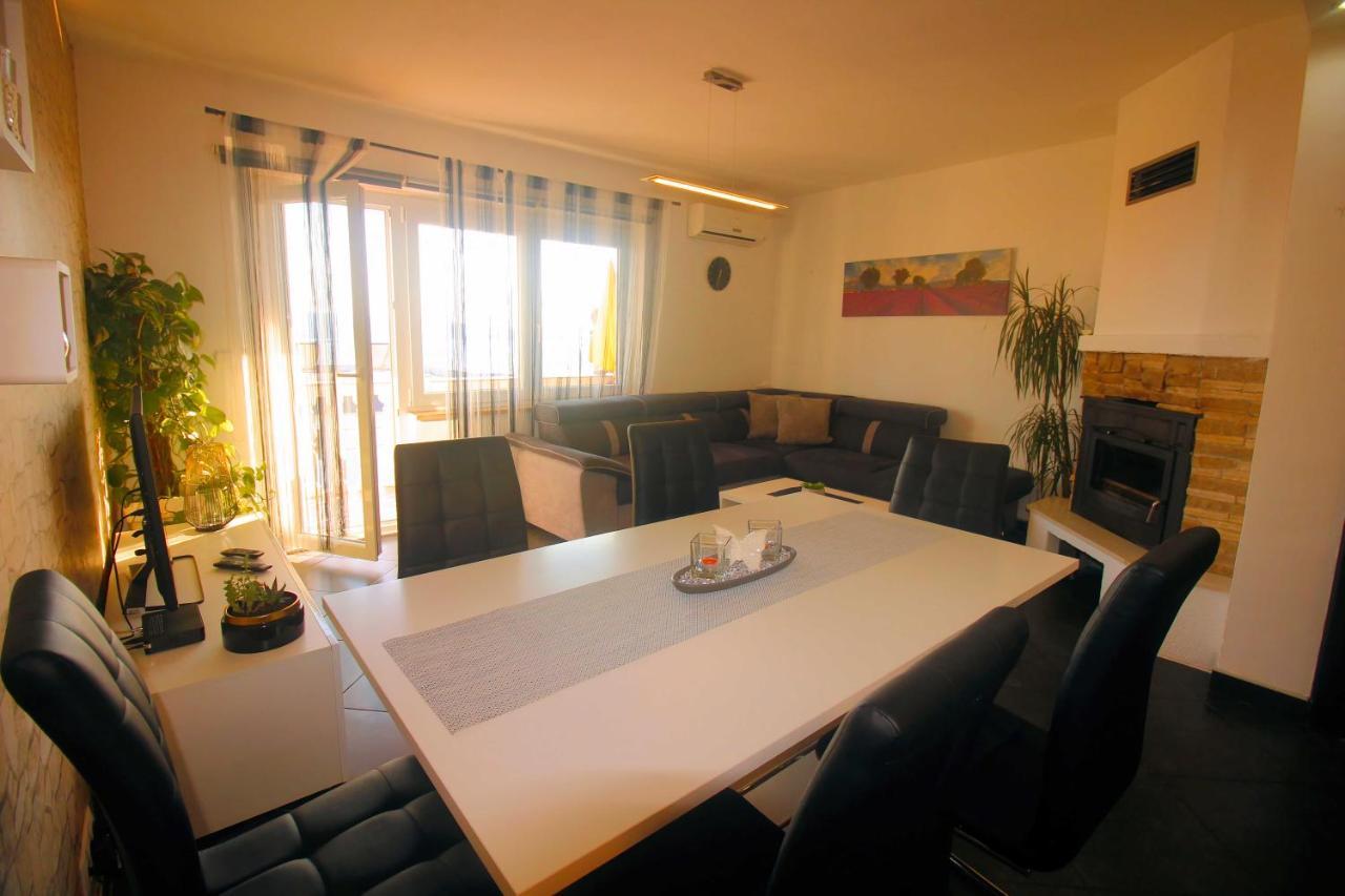 קריקווניצה Apartment Martina מראה חיצוני תמונה