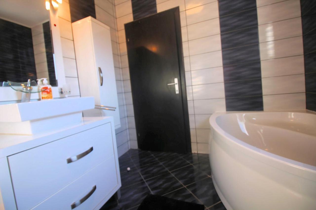 קריקווניצה Apartment Martina מראה חיצוני תמונה
