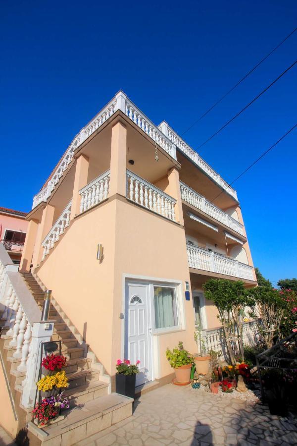 קריקווניצה Apartment Martina מראה חיצוני תמונה